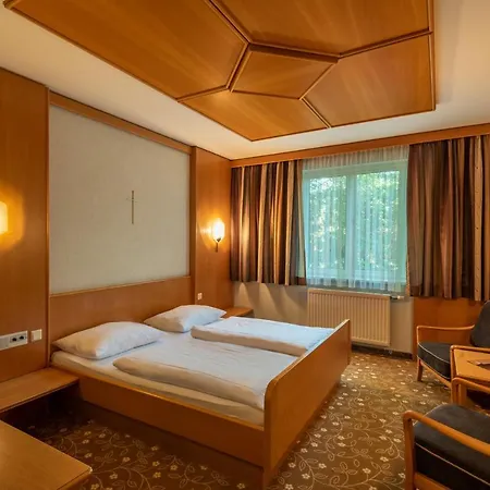 Seeland 3*